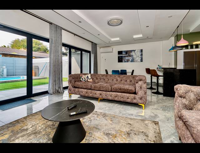 4 BEDROOM SEMI DETACHED TO LET IN PARKLANDS